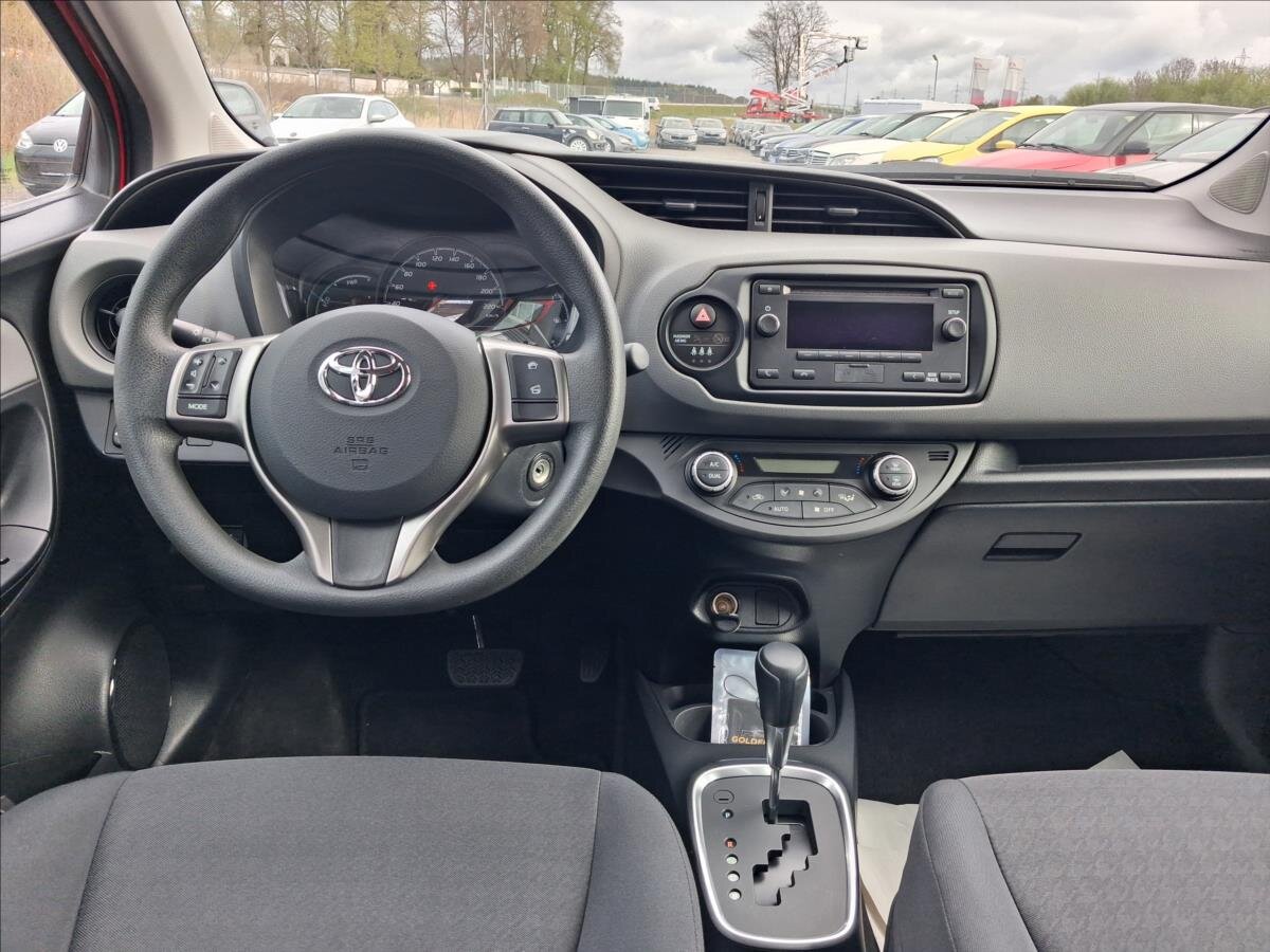 Toyota Yaris Kombi 1,5 l 54 kw