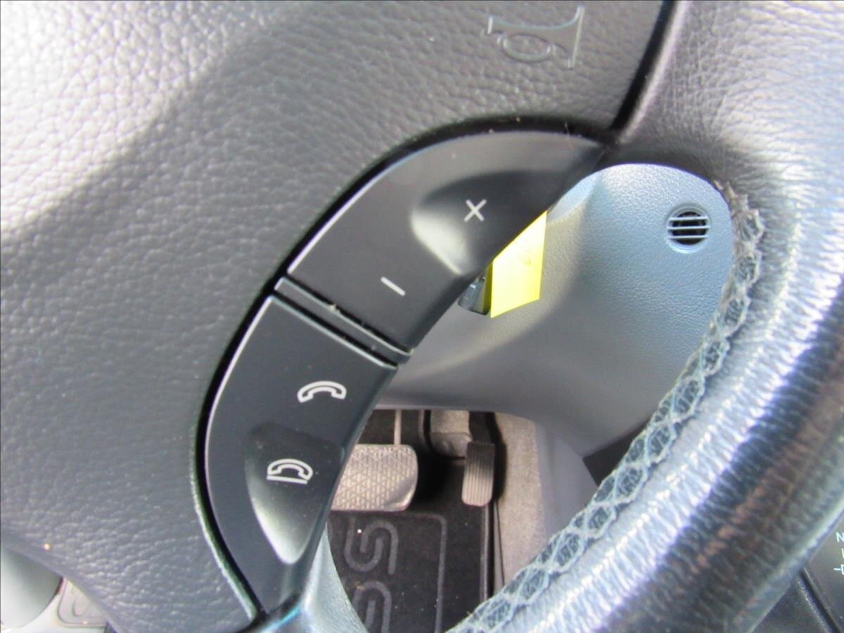 Mercedes-Benz Viano Kombi 3,0 l 150 kw