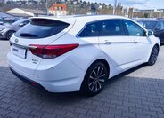 Hyundai i40 Kombi 1,6 l 100 kw