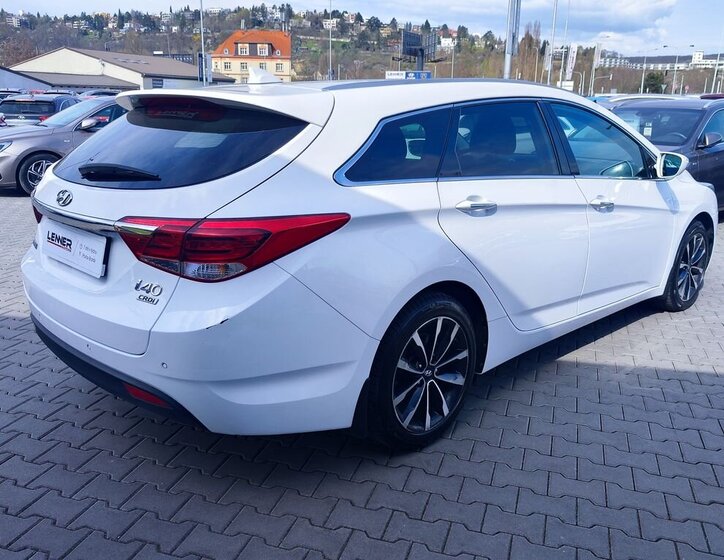 Hyundai i40 Kombi 1,6 l 100 kw