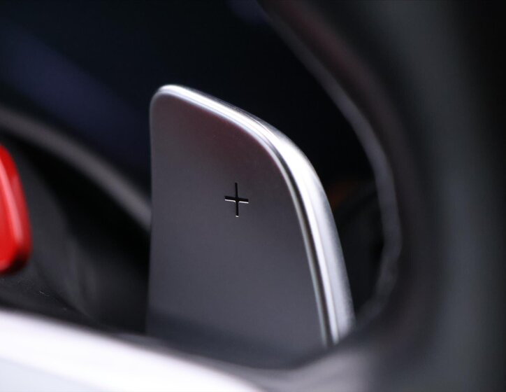 BMW M5 Sedan 4,4 l 441 kw