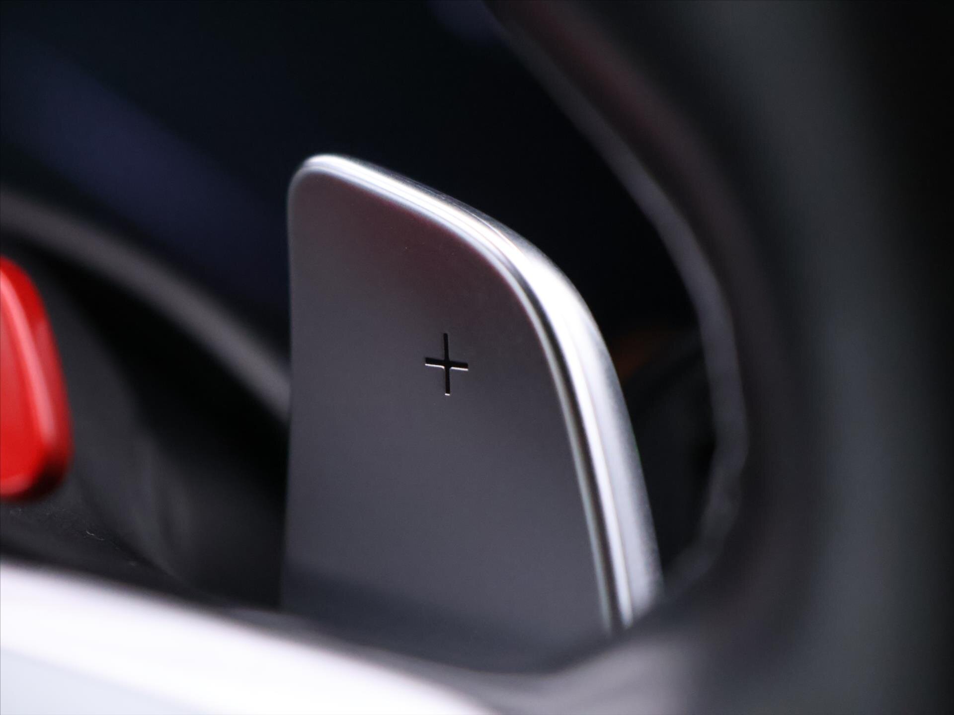 BMW M5 Sedan 4,4 l 441 kw