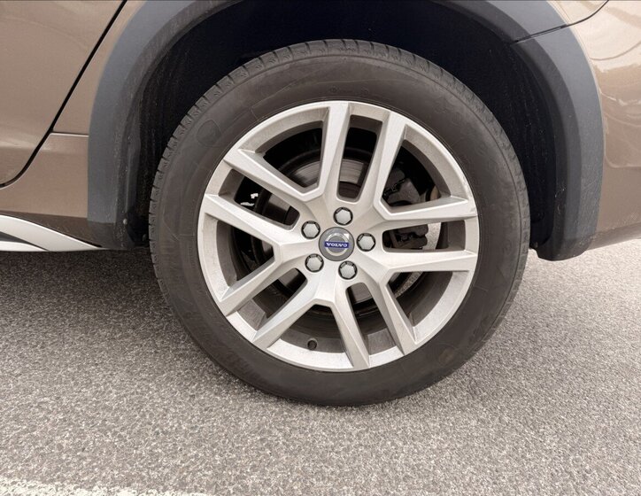 Volvo V60 Kombi 2,0 l 180 kw