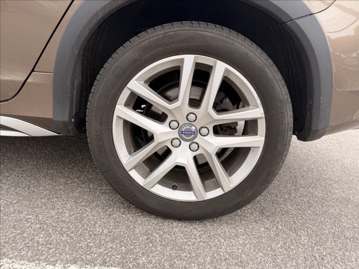 Volvo V60 Kombi 2,0 l 180 kw