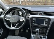 Volkswagen Passat Kombi 1,5 l 110 kw