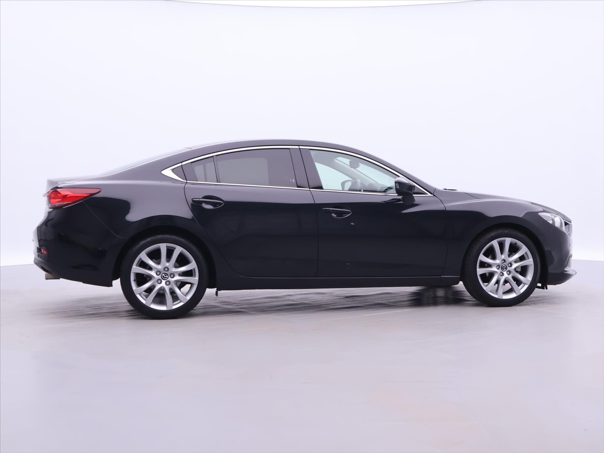 Mazda 6 Sedan / Limuzína 2,5 l 141 kw