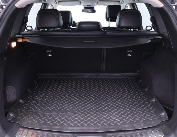 Renault Koleos SUV / Terénní 2,0 l 313 kw