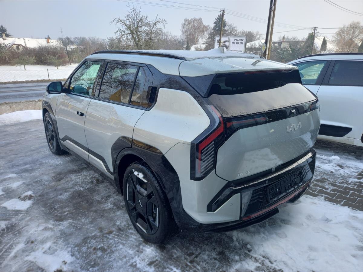 KIA EV3 SUV / Terénní 0,0 150 kw
