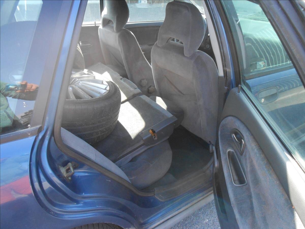 Volvo V40 Kombi 1,9 l 70 kw