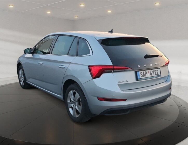 Škoda Scala 5
