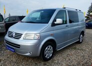 Volkswagen Transporter Kombi 2,5 l 96 kw