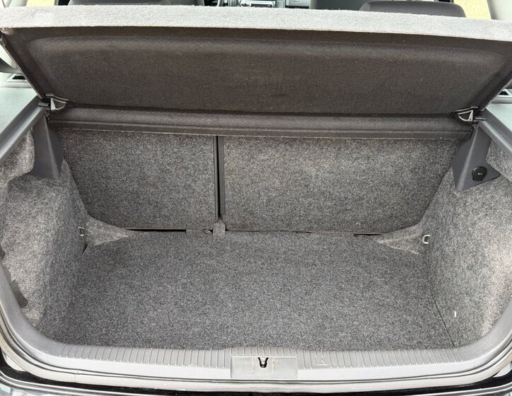 Volkswagen Polo Hatchback 1,4 l 51 kw