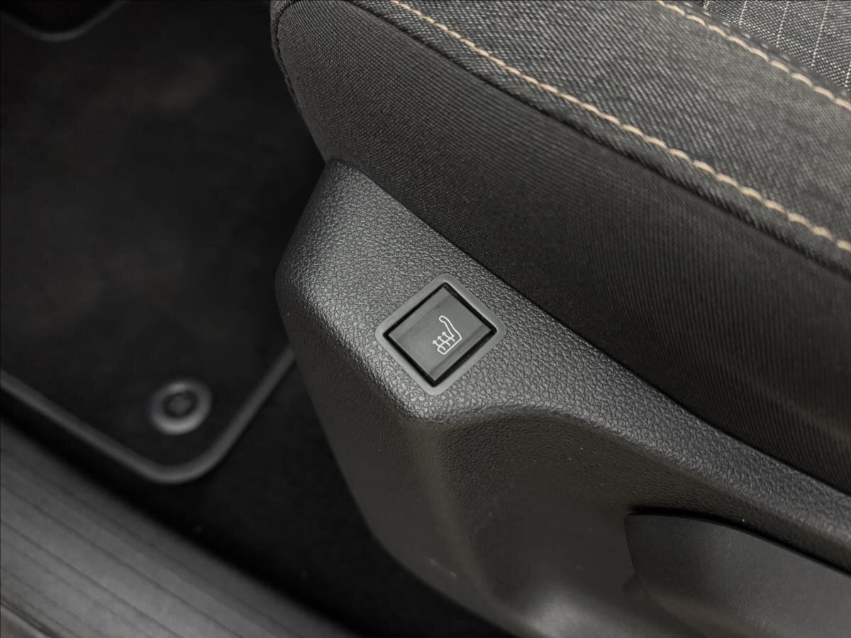 Peugeot Rifter MPV 1,5 l 96 kw