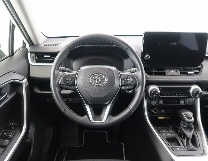 Toyota RAV4 SUV / Terénní 2,5 l 131 kw