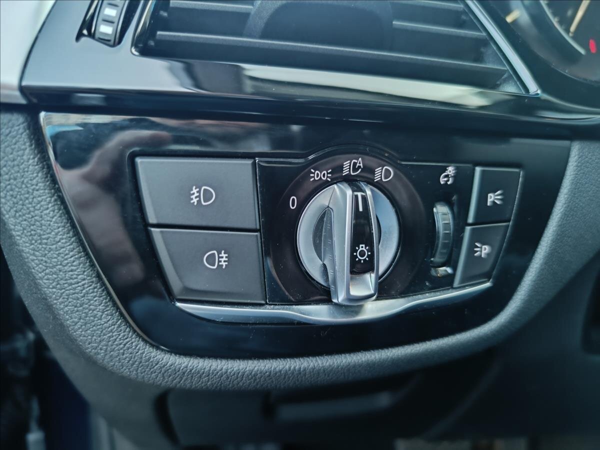 BMW Řada 5 Kombi 2,0 l 140 kw