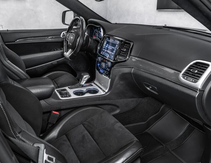 Jeep Grand Cherokee 11