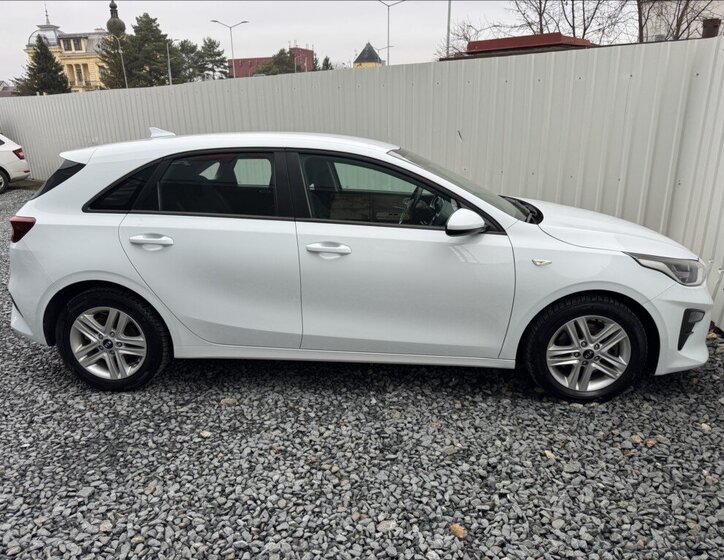 KIA Ceed Hatchback 998,0 73 kw
