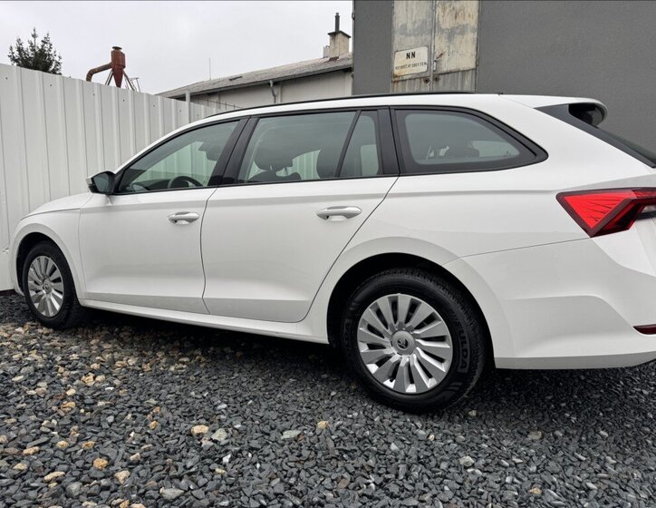 Škoda Octavia 19