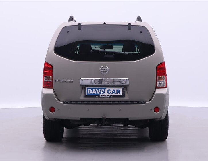 Nissan Pathfinder 6