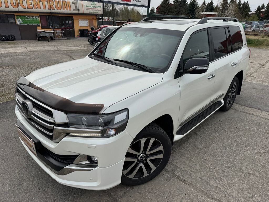 Toyota Land Cruiser SUV / Terénní 4,5 l 186 kw