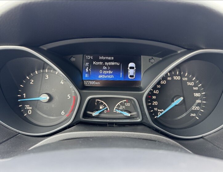 Ford Focus Hatchback 1,5 l 77 kw