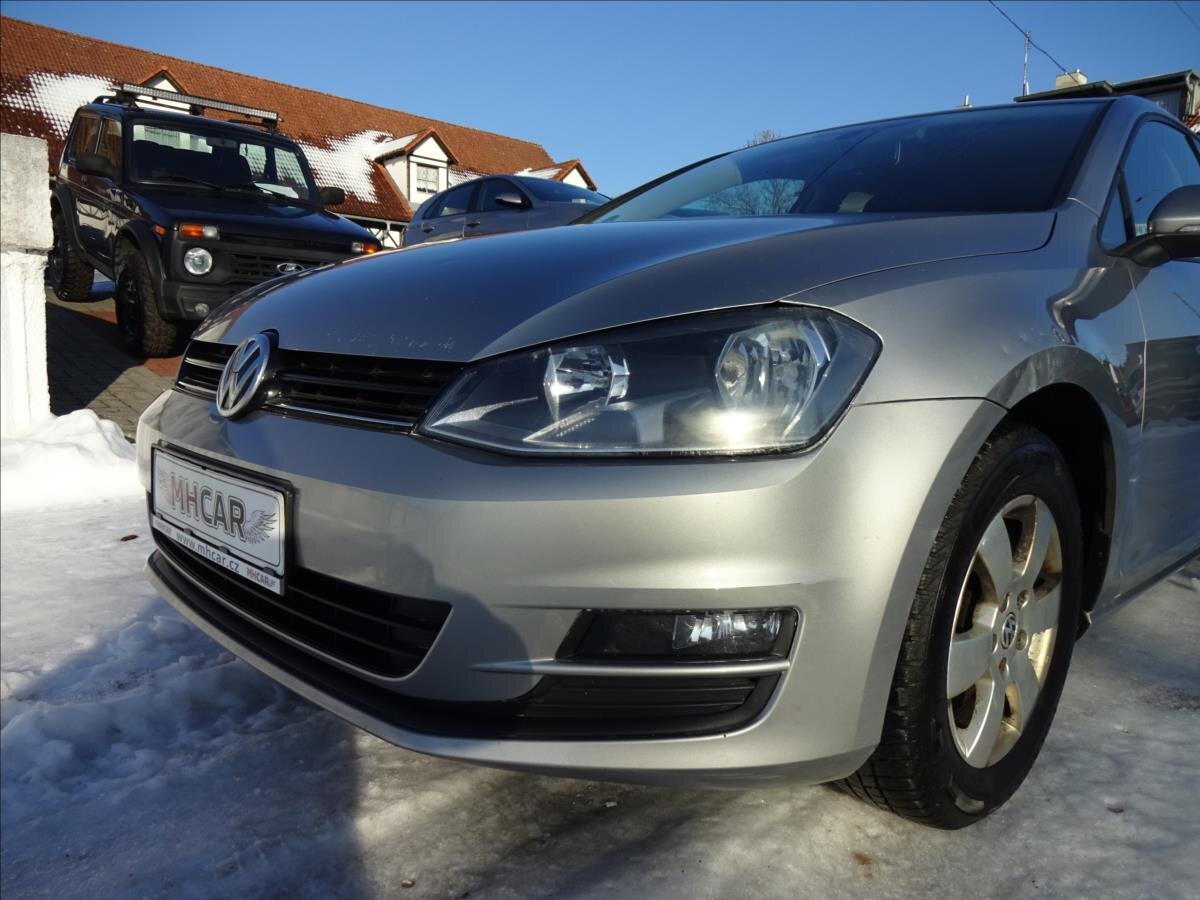 Volkswagen Golf Kombi 1,2 l 77 kw