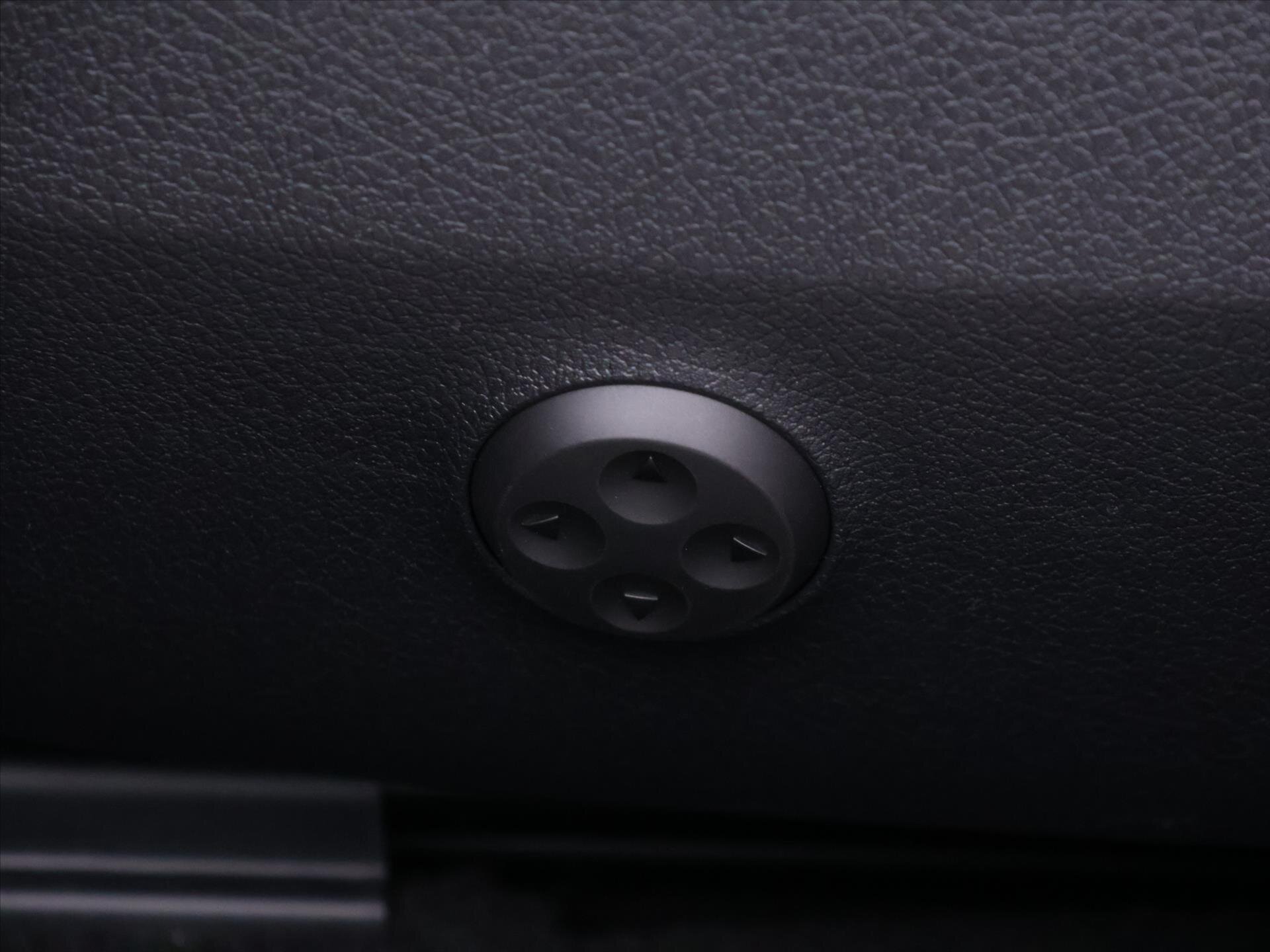 Mercedes-Benz Třídy E Kombi 2,0 l 145 kw