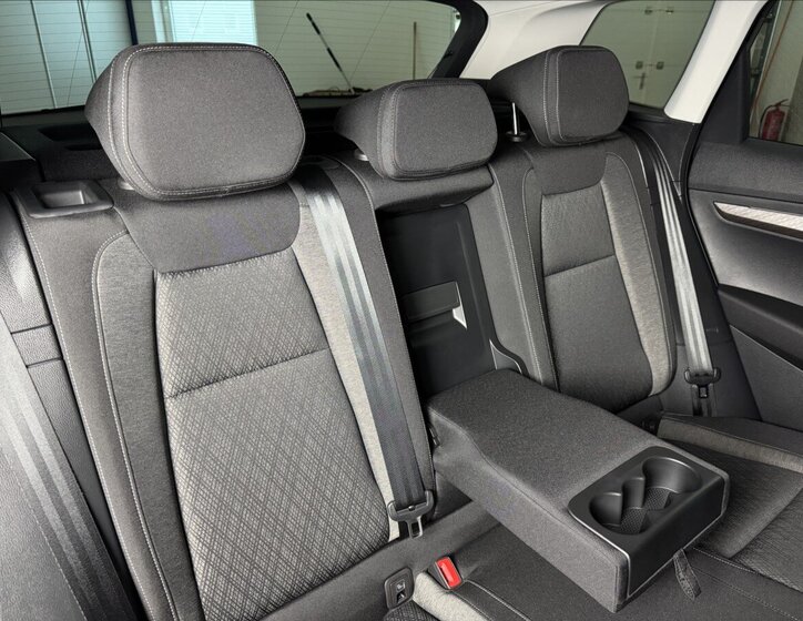 Škoda Karoq SUV / Terénní 2,0 l 110 kw