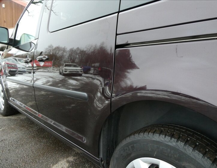 Volkswagen Caddy Kombi 1,6 l 75 kw