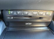 Lexus ES 300h Sedan / Limuzína 2,5 l 131 kw