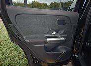 Mercedes-Benz GLA 17