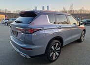 Mitsubishi Outlander SUV / Terénní 2,4 l 225 kw
