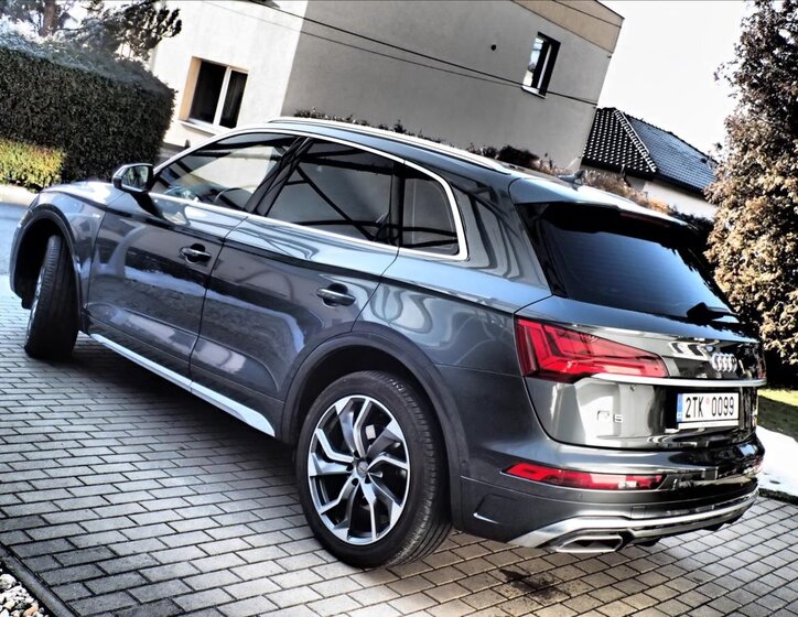 Audi Q5 SUV 2,0 l 150 kw