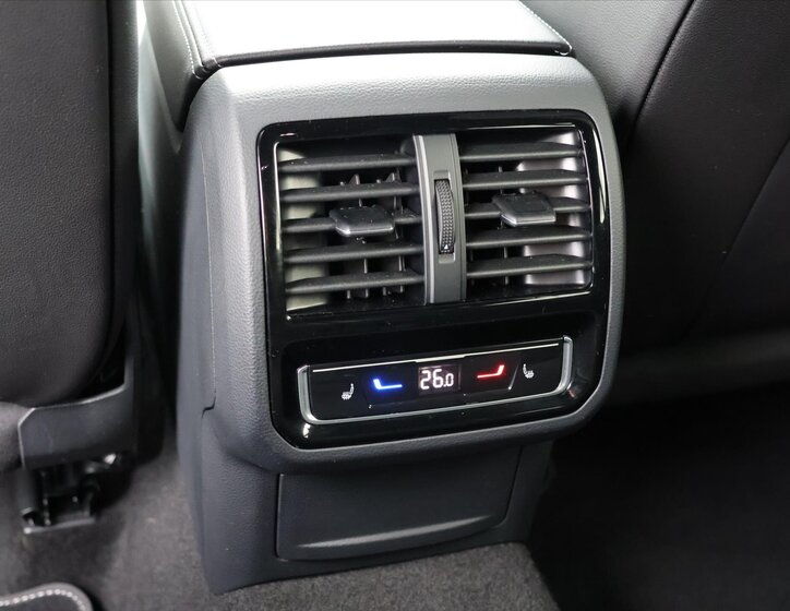 Volkswagen Arteon Kombi 2,0 l 206 kw