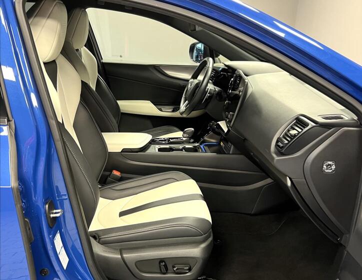 Lexus NX 450h plus 7