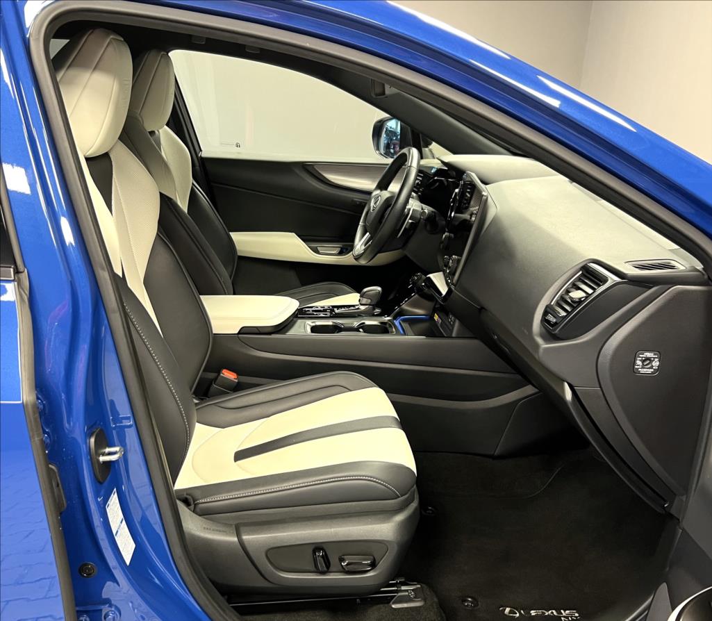 Lexus NX 450h plus