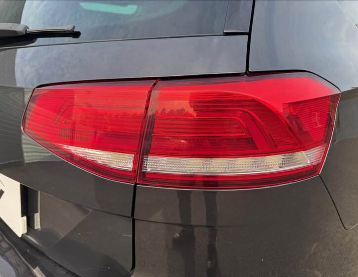 Volkswagen Passat Kombi 2,0 l 110 kw