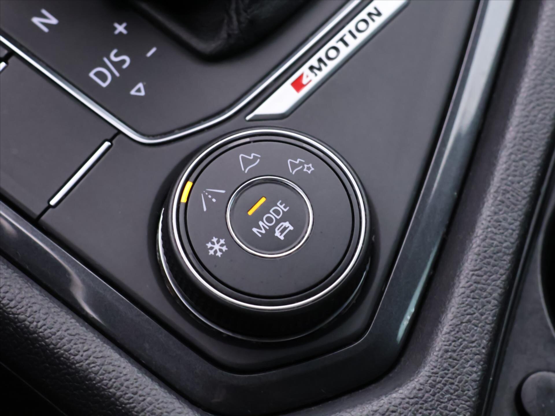 Volkswagen Tiguan SUV / Terénní 2,0 l 176 kw