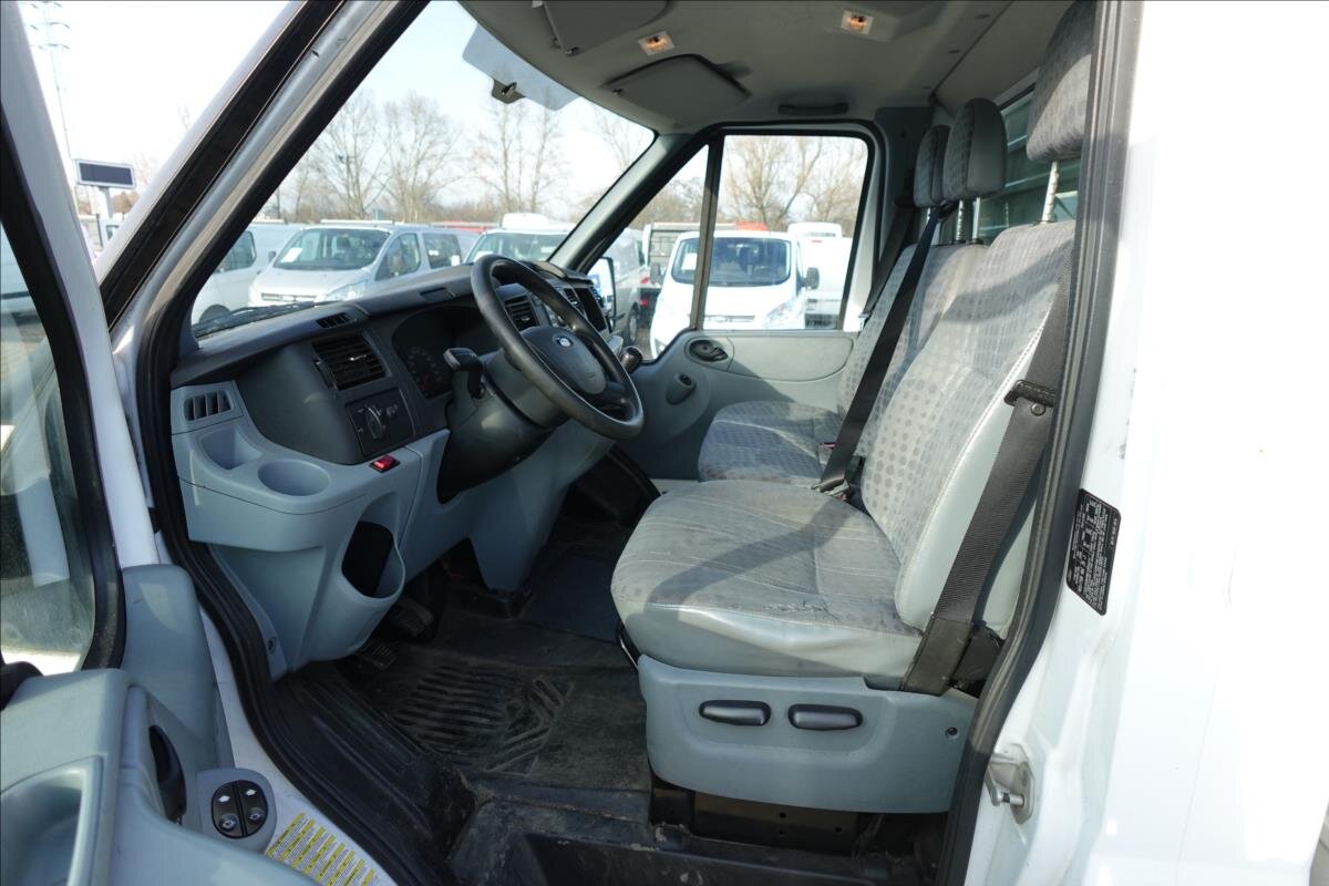 Ford Transit Skříň 2,4 l 85 kw