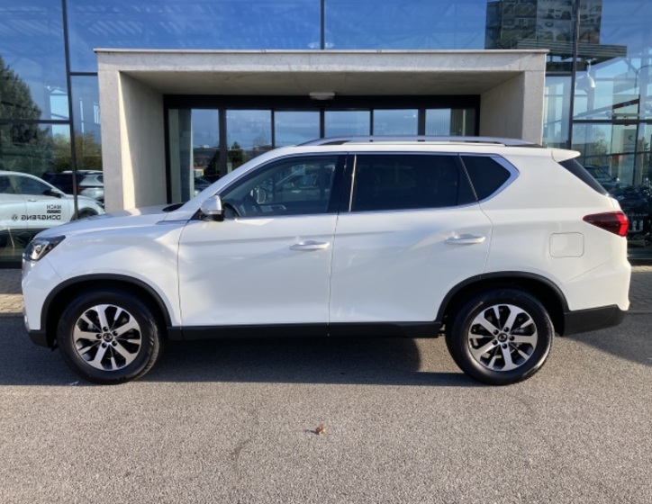 SsangYong Rexton 4