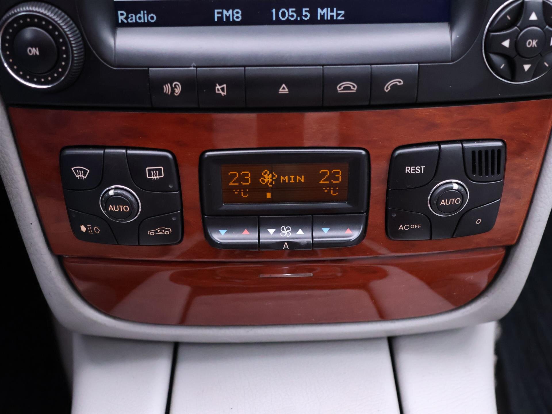 Mercedes-Benz Třídy S Sedan 3,2 l 150 kw