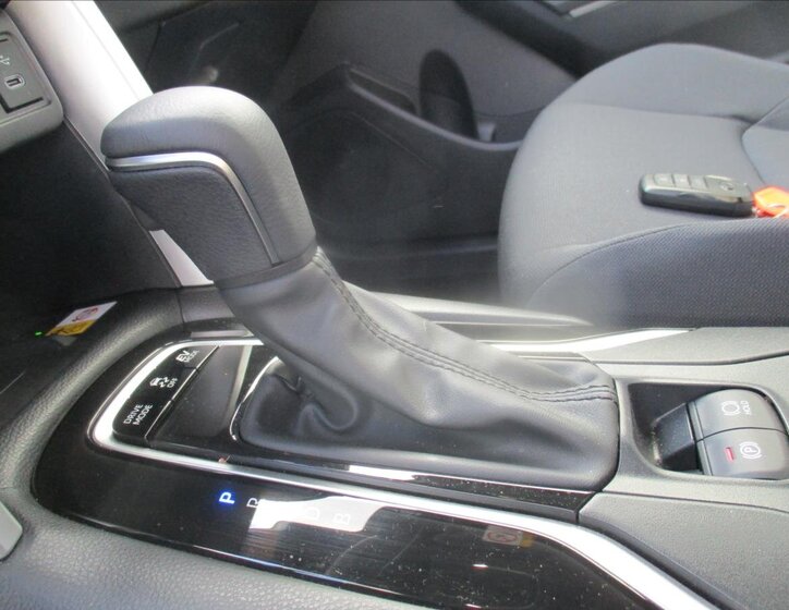 Toyota Corolla Cross 21