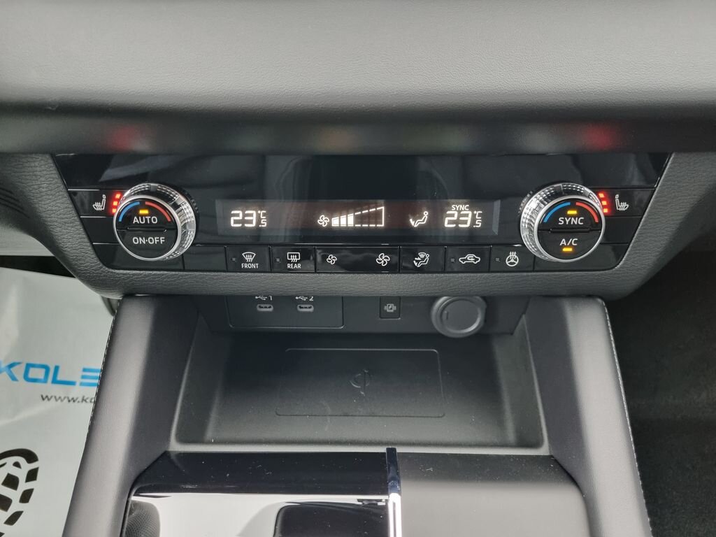 Mitsubishi Outlander SUV 2,4 l 225 kw