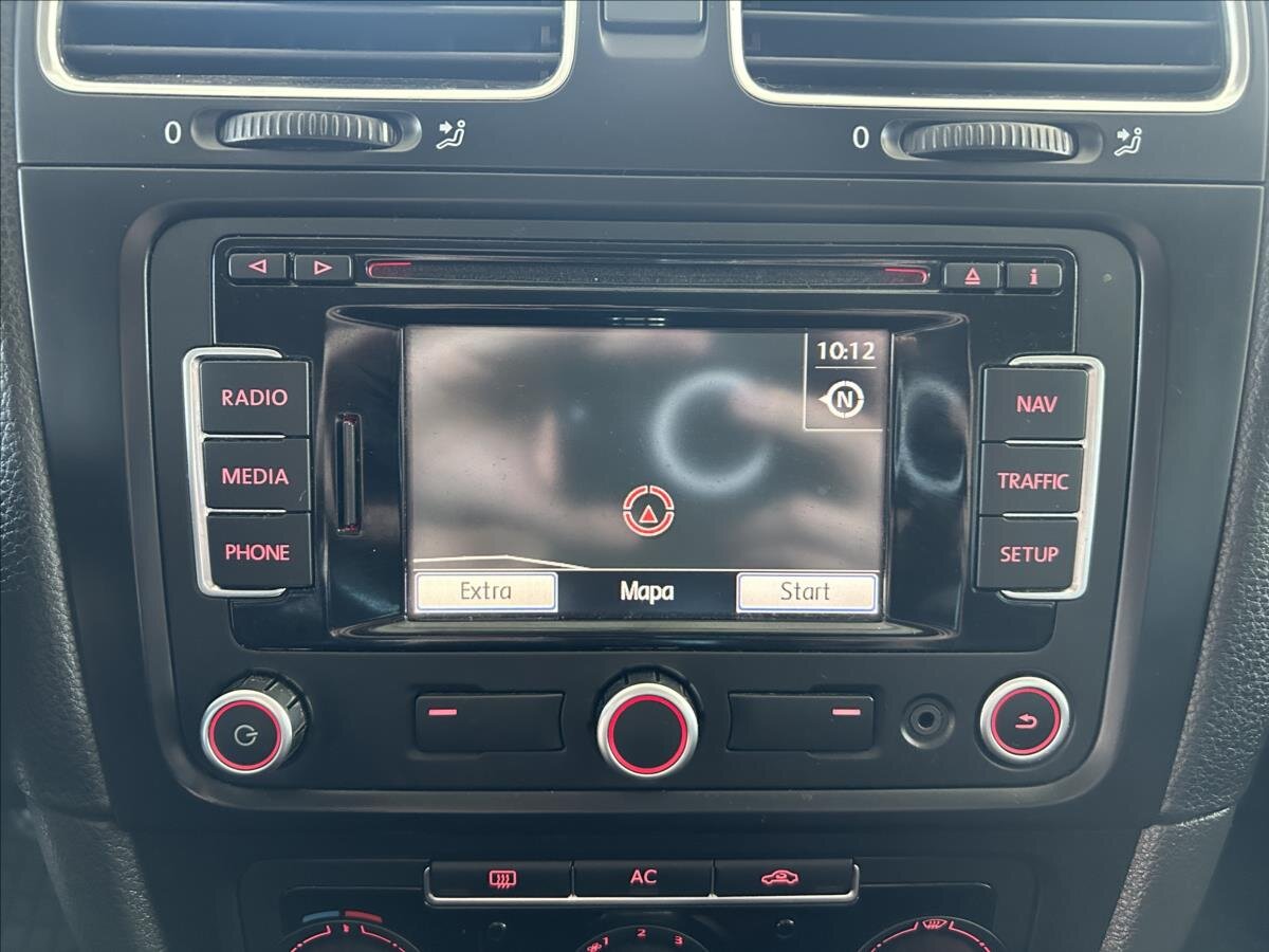 Volkswagen Golf Kombi 1,6 l 77 kw