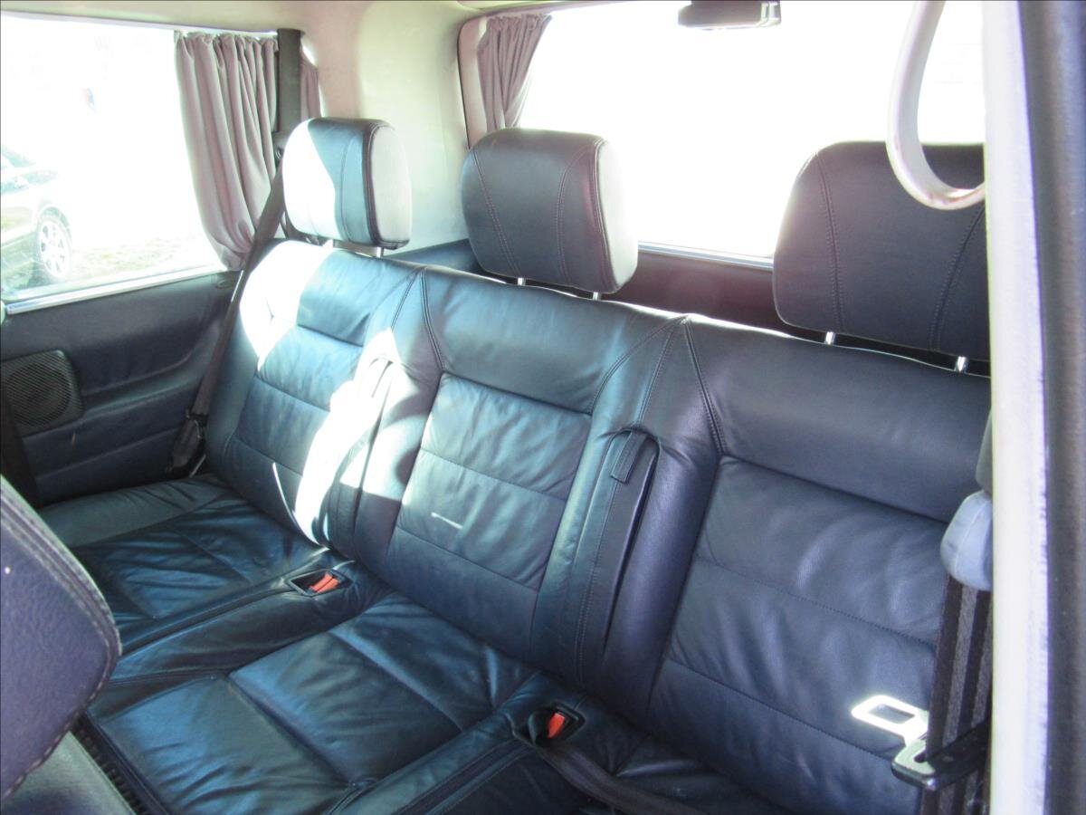 Volkswagen Caravelle Kombi 2,5 l 75 kw