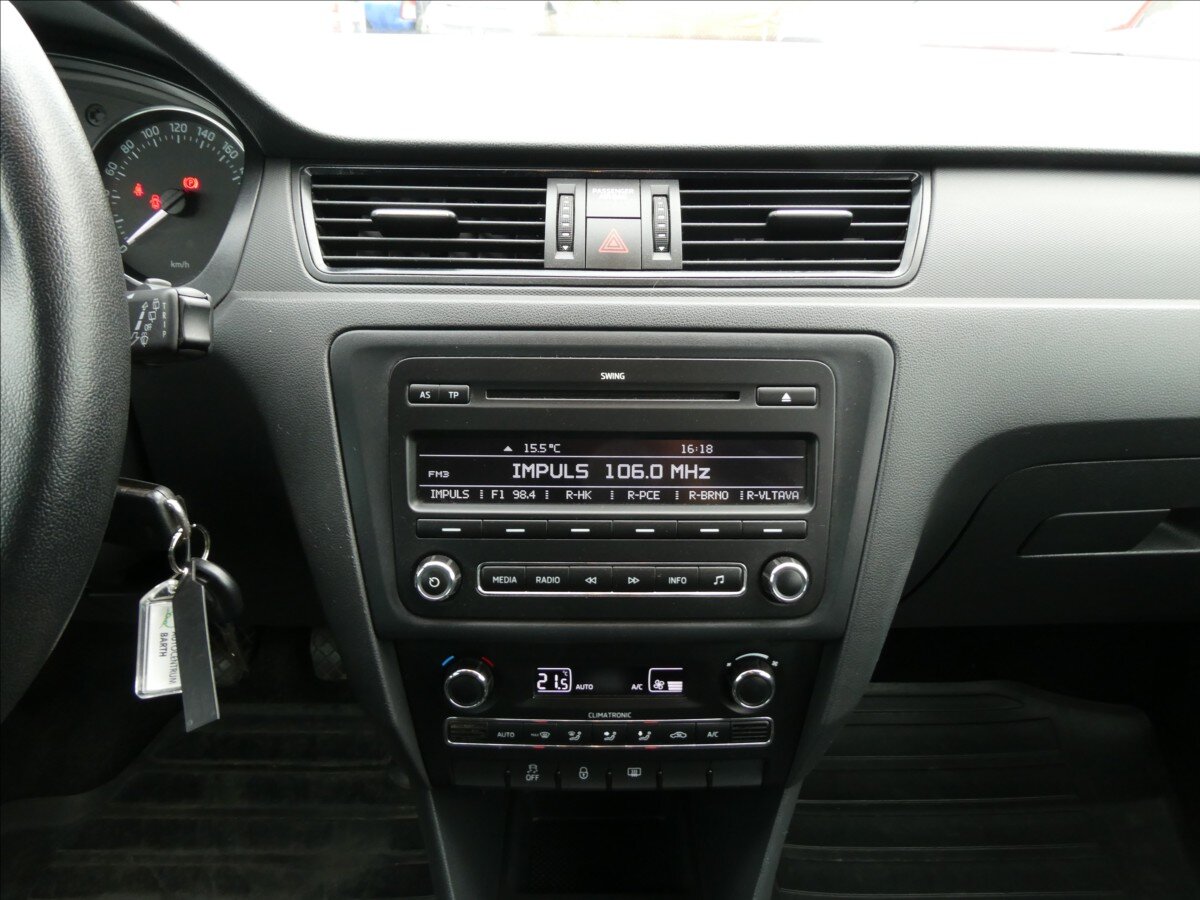 Škoda Rapid Sedan / Limuzína 1,2 l 77 kw