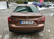 Toyota Camry Sedan 2,5 l 137 kw