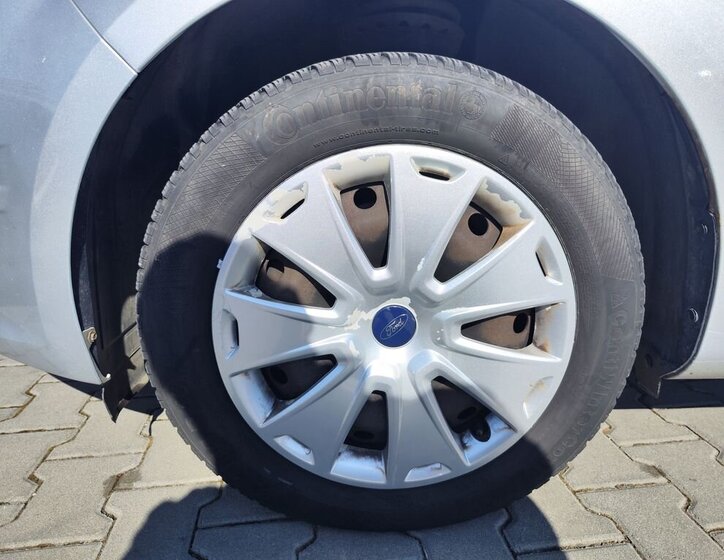 Ford Mondeo Kombi 2,0 l 103 kw