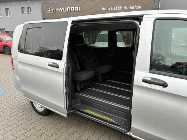 Mercedes-Benz Vito MPV 2,0 l 120 kw