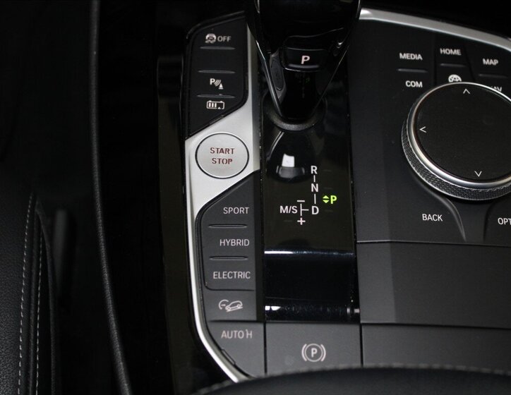 BMW X3 SUV / Terénní 2,0 l 215 kw